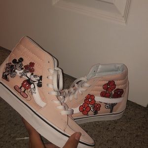 Brand new Sk8-Hi (Disney) Mickey and Minnie